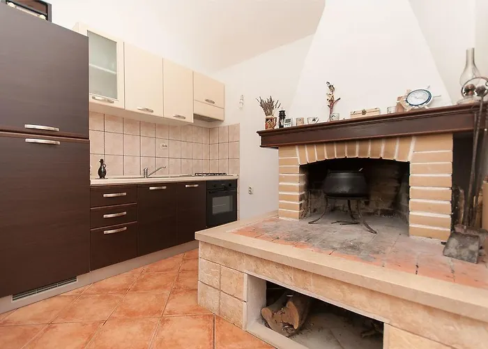 House Vela Lozna بوستيرا