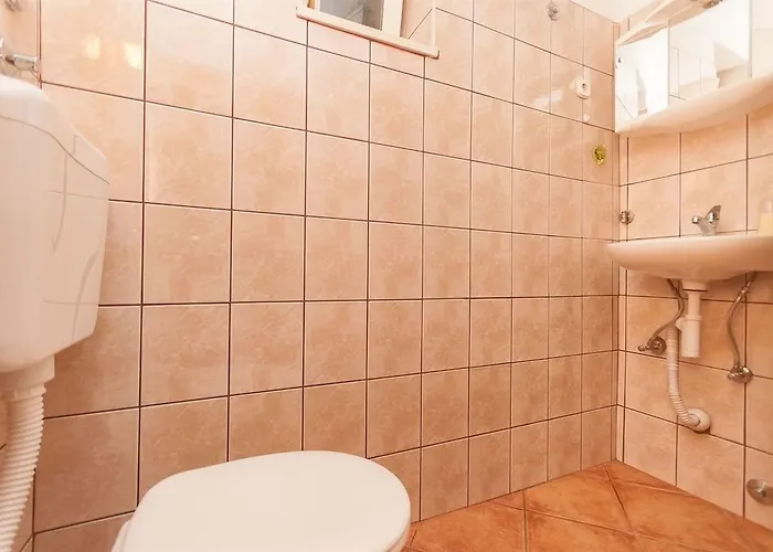 House Vela Lozna بيت للعطل *